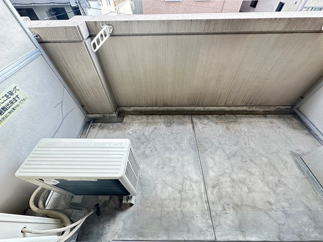 バルコニー　※他部屋の写真です。現況優先。