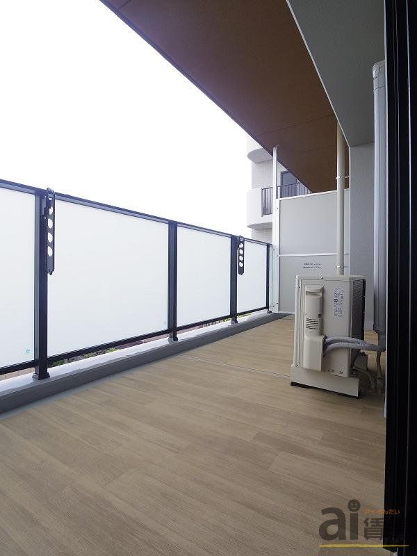 バルコニー　※同仕様写真