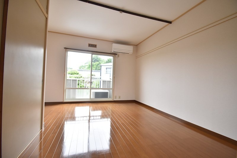 居室・リビング　7畳の広々としたお部屋♪