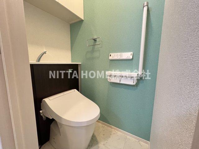 トイレ　温水洗浄付きのトイレを設置♪