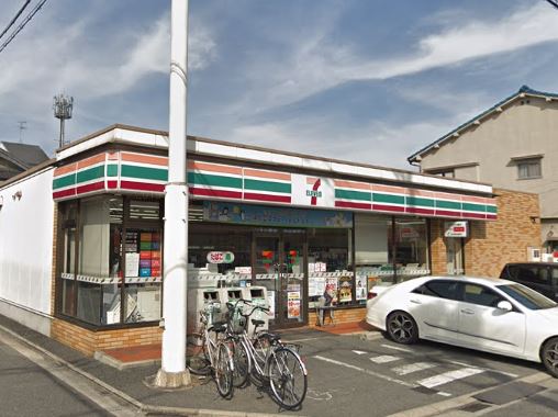 コンビニ　セブンイレブン 東大阪永和1丁目店（コンビニ）まで379m