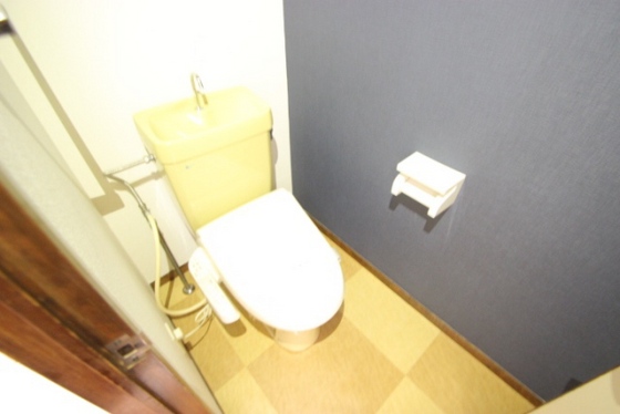 トイレ　※別部屋の写真です