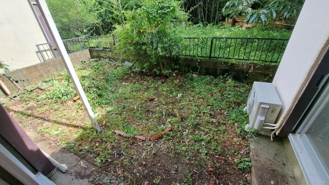 庭　庭付き。公園も至近でワンちゃんには嬉しい環境です(*^^*)