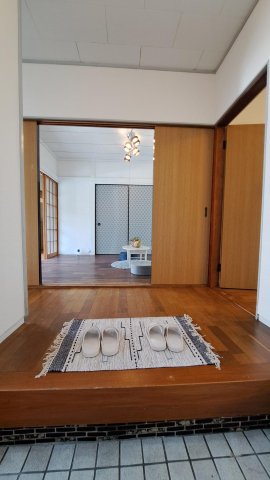 玄関　広々した玄関