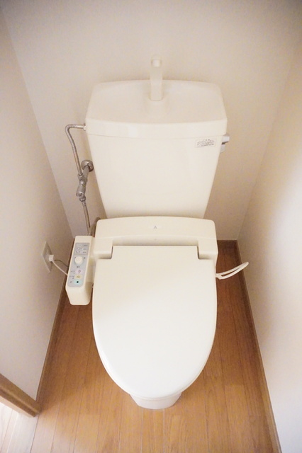 トイレ　洗浄機能付きトイレ
