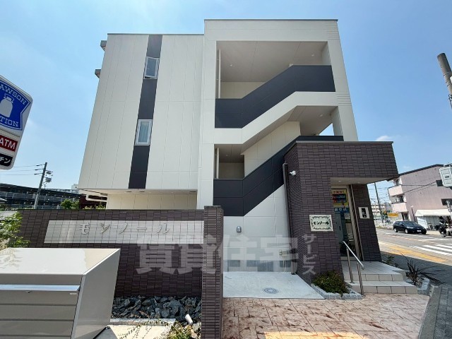 建物外観　建築現場