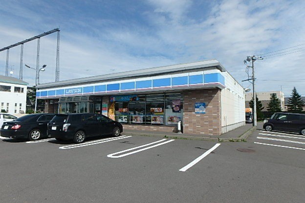 コンビニ　ローソン苫小牧沼ノ端北栄店（コンビニ）まで683m