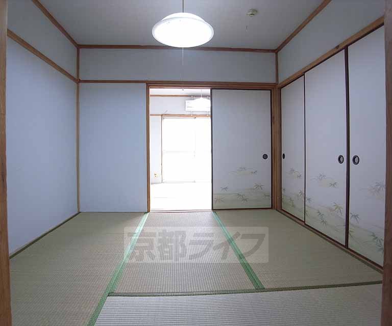 居室・リビング　４．５帖の和室です。