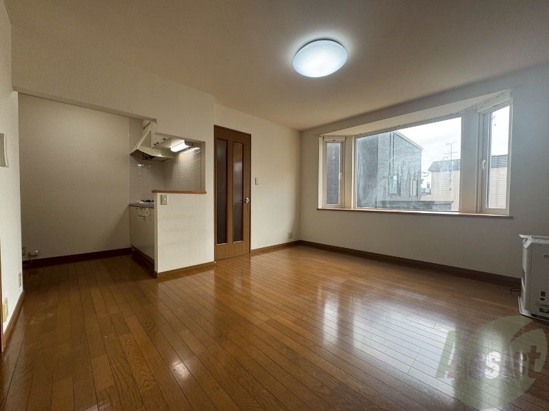 居室・リビング　広くてキレイなお部屋が広がっていて、充実した生活が送れそう。