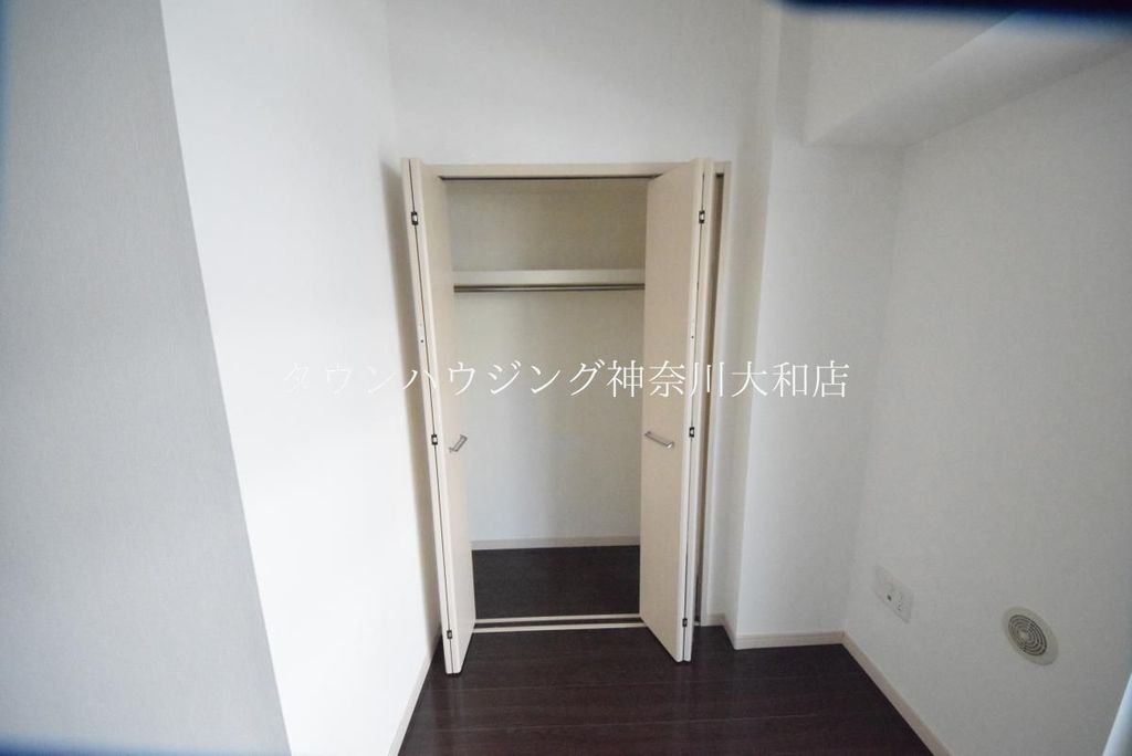 収納　クローゼット付き