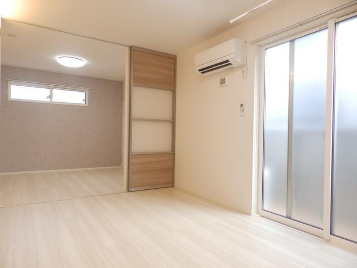 その他設備　リビングにはエアコン有り