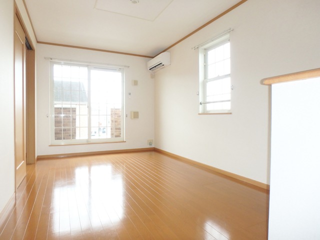 居室・リビング　１０帖のリビング♪