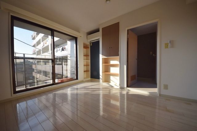 居室・リビング　★日当たり良好です！★