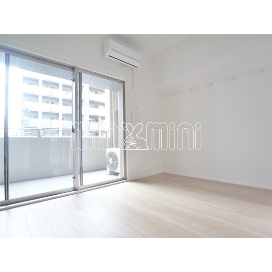 居室・リビング　エアコン１基付き