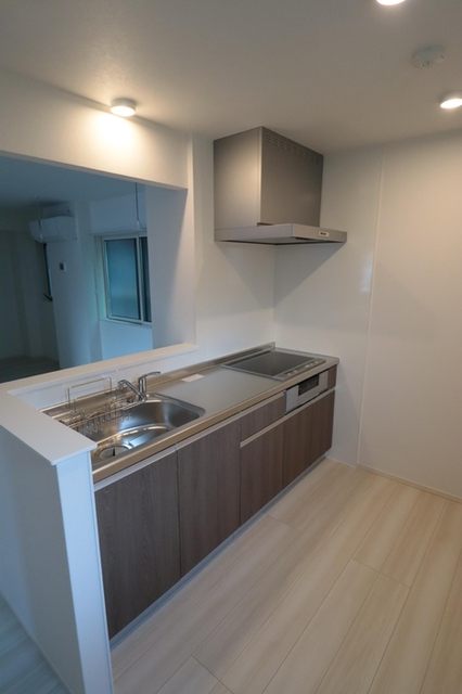 キッチン　対面式システムキッチン