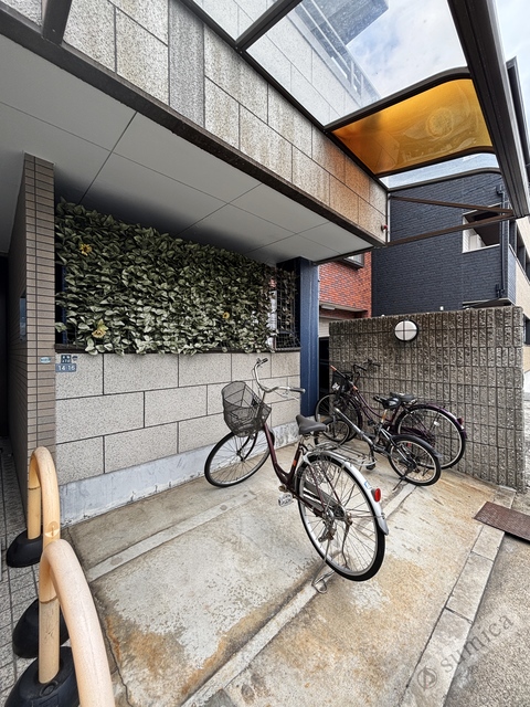 その他共有部分　屋根付き駐輪場が嬉しいです♪♪