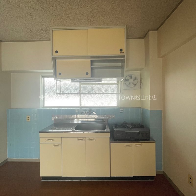 キッチン　明るいキッチン