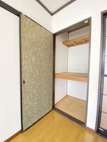 収納　押入れ収納