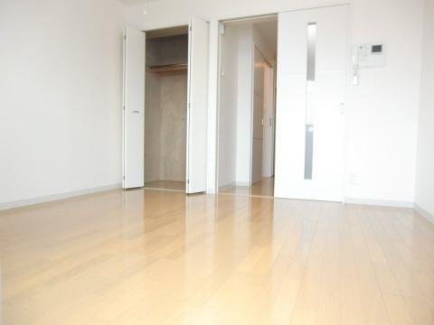 セラフィック・ＩＷＴ　居室・リビング　洋室