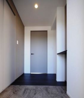 玄関　※別部屋参考写真