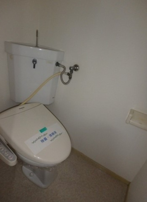 トイレ　図面と現状に相違がある場合には現状を優先