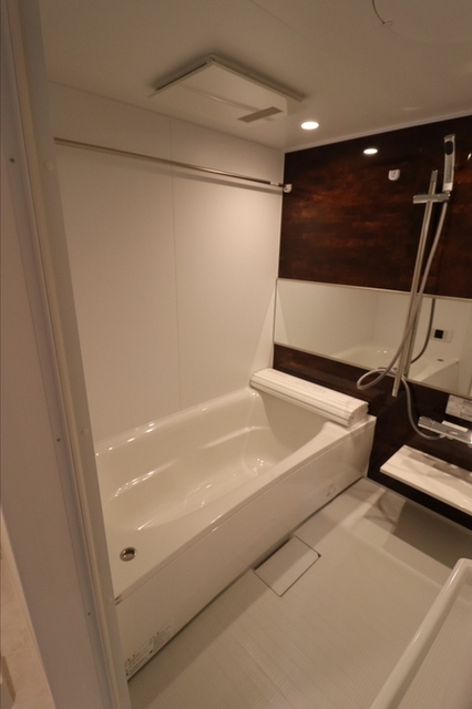 バス・シャワールーム　浴室