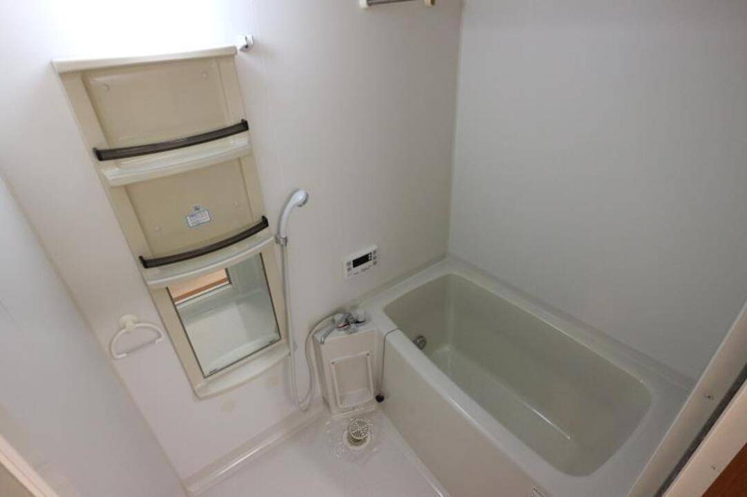 バス・シャワールーム　浴室