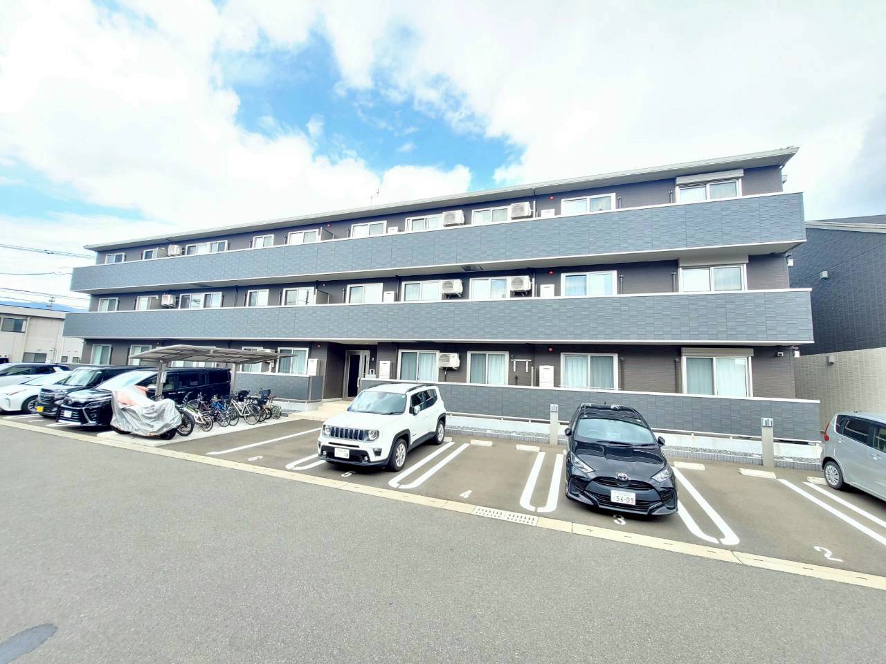 駐車場　同タイプ参考