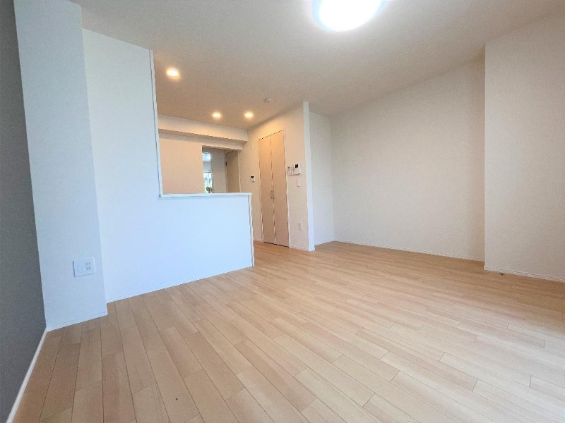 居室・リビング　図面と現状に相違がある場合には現状を優先