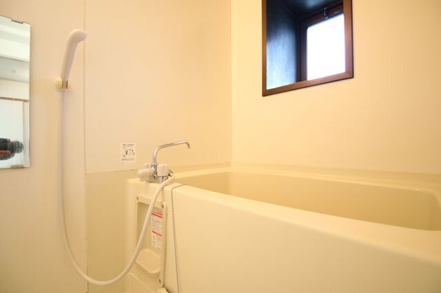 バス・シャワールーム　※別号室の参考写真です※