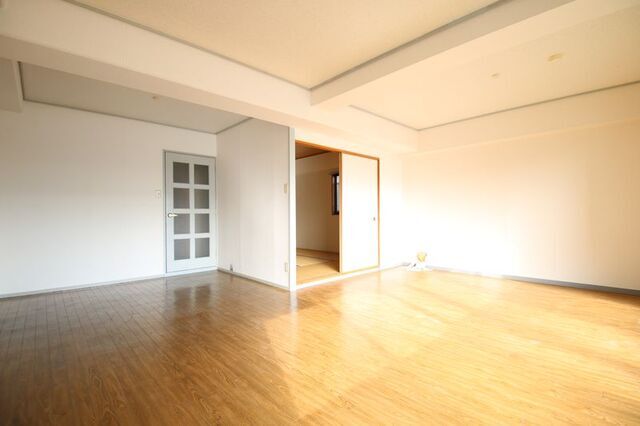 居室・リビング　※別号室の参考写真です※