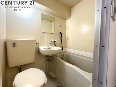 バス・シャワールーム　シンプルで機能的なユニットバスです！