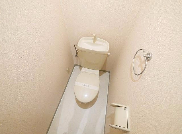 トイレ　トイレもきれいです