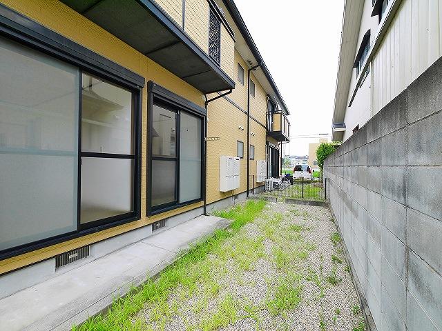 庭　お庭でゆったりと過ごせます