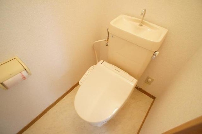 トイレ　図面と現状に相違がある場合には現状を優先