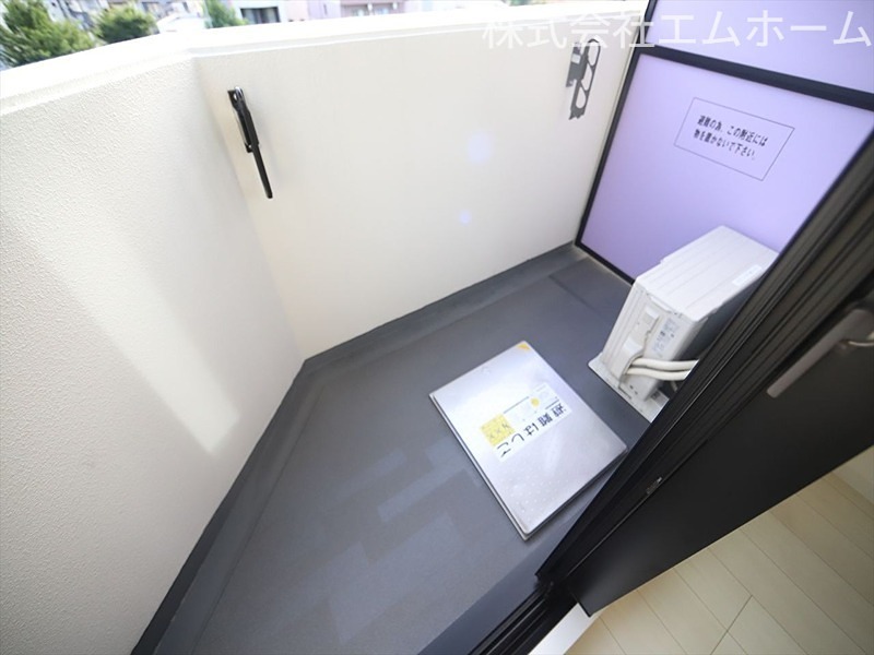 バルコニー　バルコニー