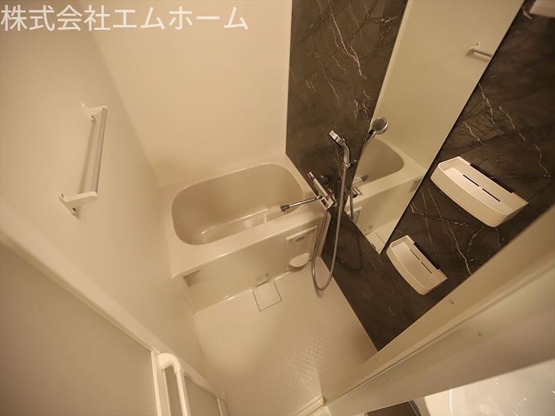 バス・シャワールーム　浴室乾燥機付バスルーム