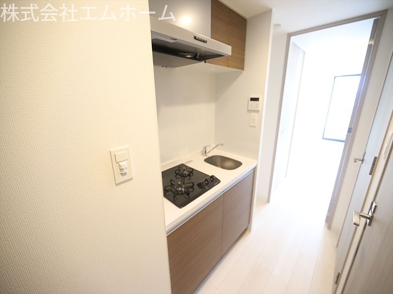 キッチン　システムキッチン（２口ガスコンロ）