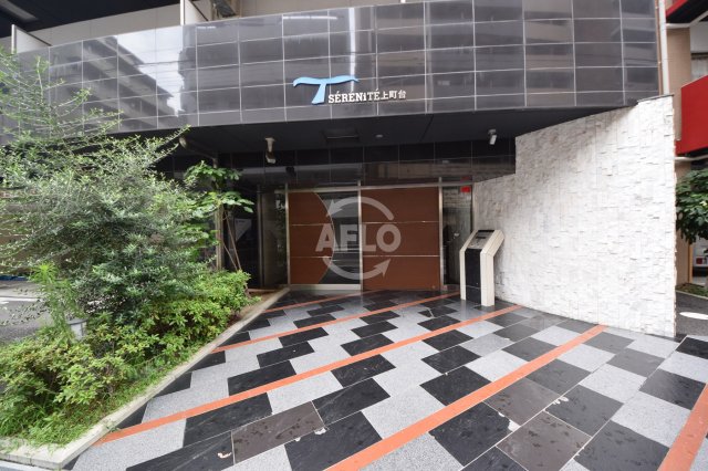 エントランス　セレニテ上町台　エントランス