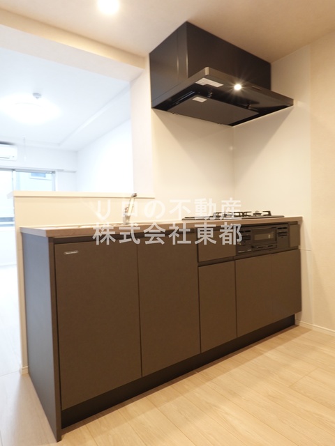 キッチン　上下に収納あり！使い勝手の良いキッチンです！！