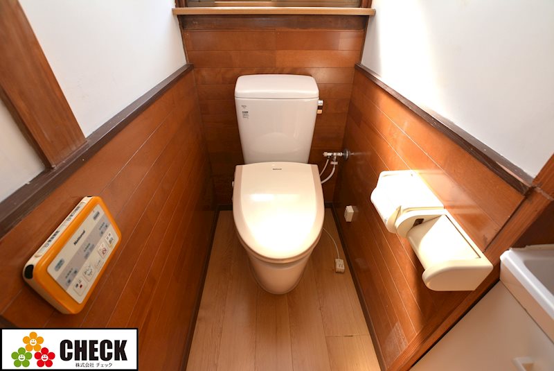 上本町貸家のトイレ写真