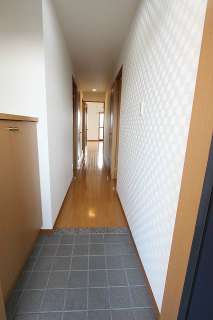 玄関　他部屋参照