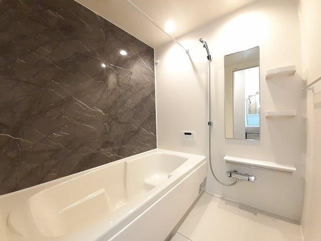 バス・シャワールーム　浴室