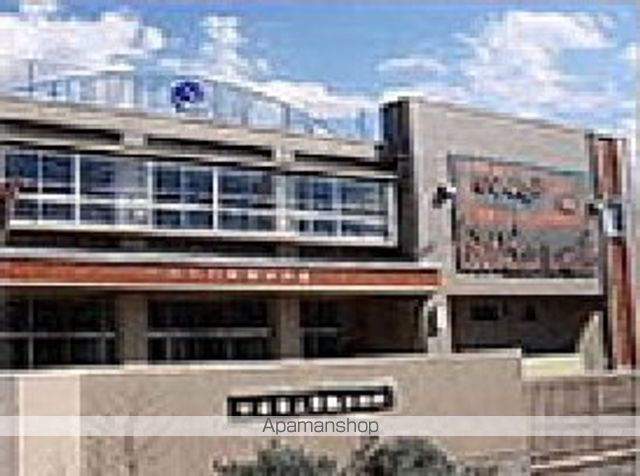 小学校　甲府市立舞鶴小学校（小学校）まで483m