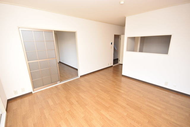 居室・リビング　リビング