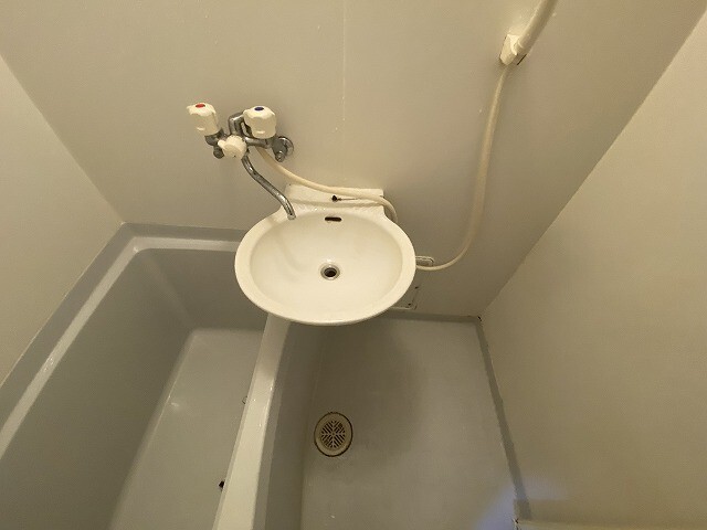 バス・シャワールーム　※現況を優先します。