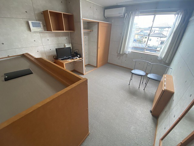 居室・リビング　※現況を優先します。