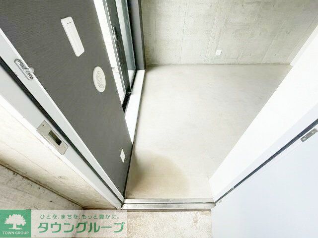 玄関　お問合せはタウンハウジングまで！※現地待合わせ相談可能