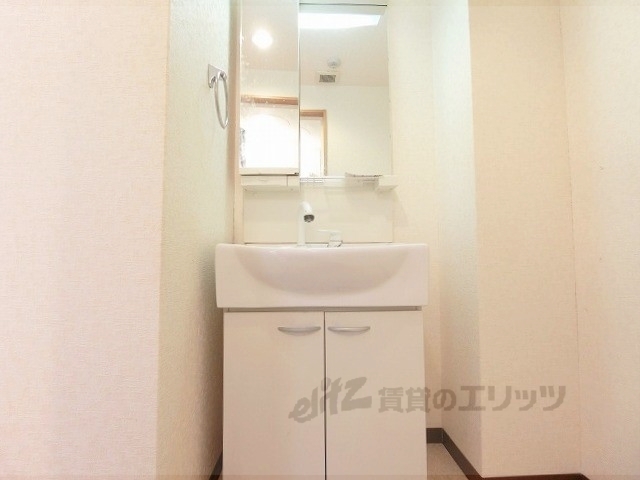 洗面設備　独立洗面台