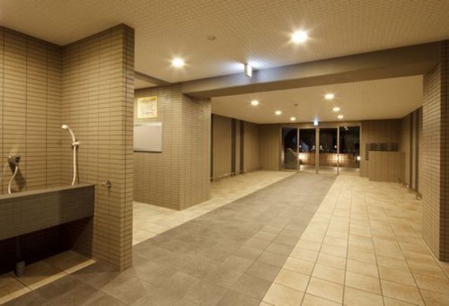 ロビー　竣工時の写真です。現況優先。